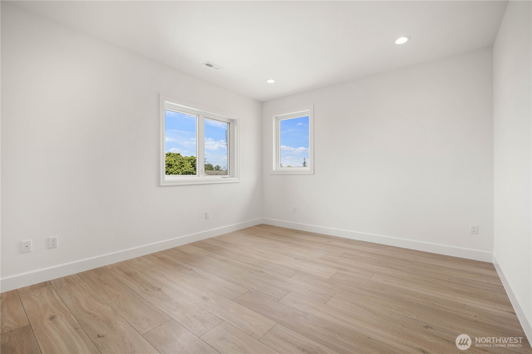 437 Hazel Avenue Property Photo 30