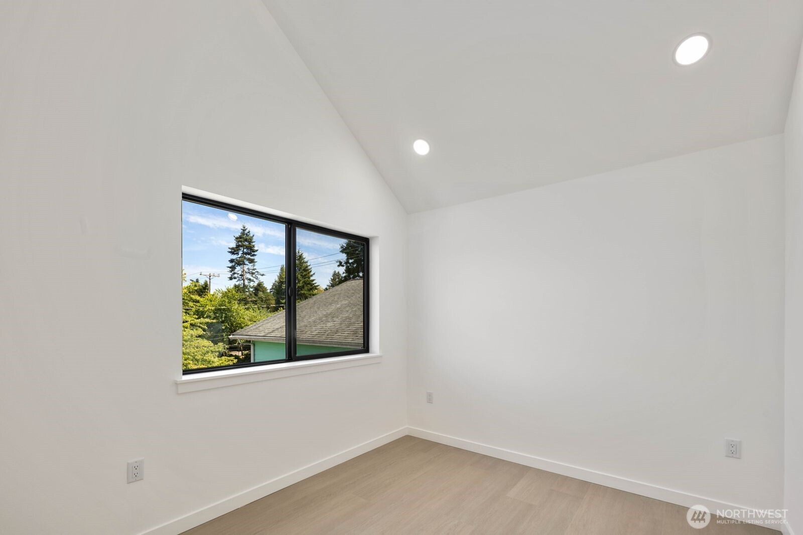 3945 S Morgan Street Property Photo 25