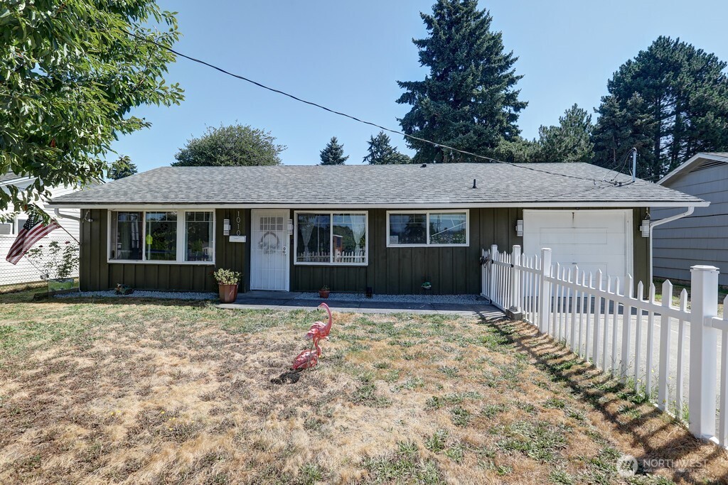 1010 D Street Property Photo 2