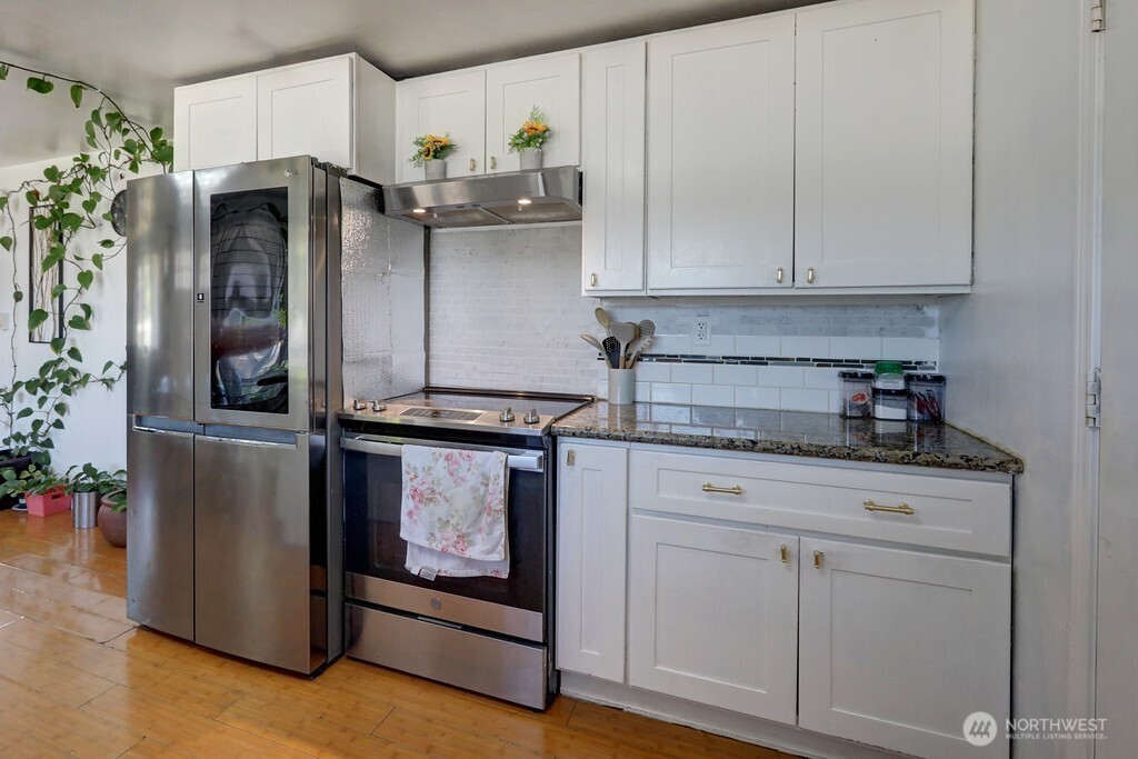 1010 D Street Property Photo 8