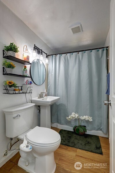 1010 D Street Property Photo 10