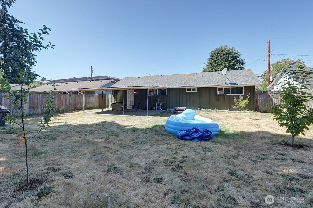 1010 D Street Property Photo 13
