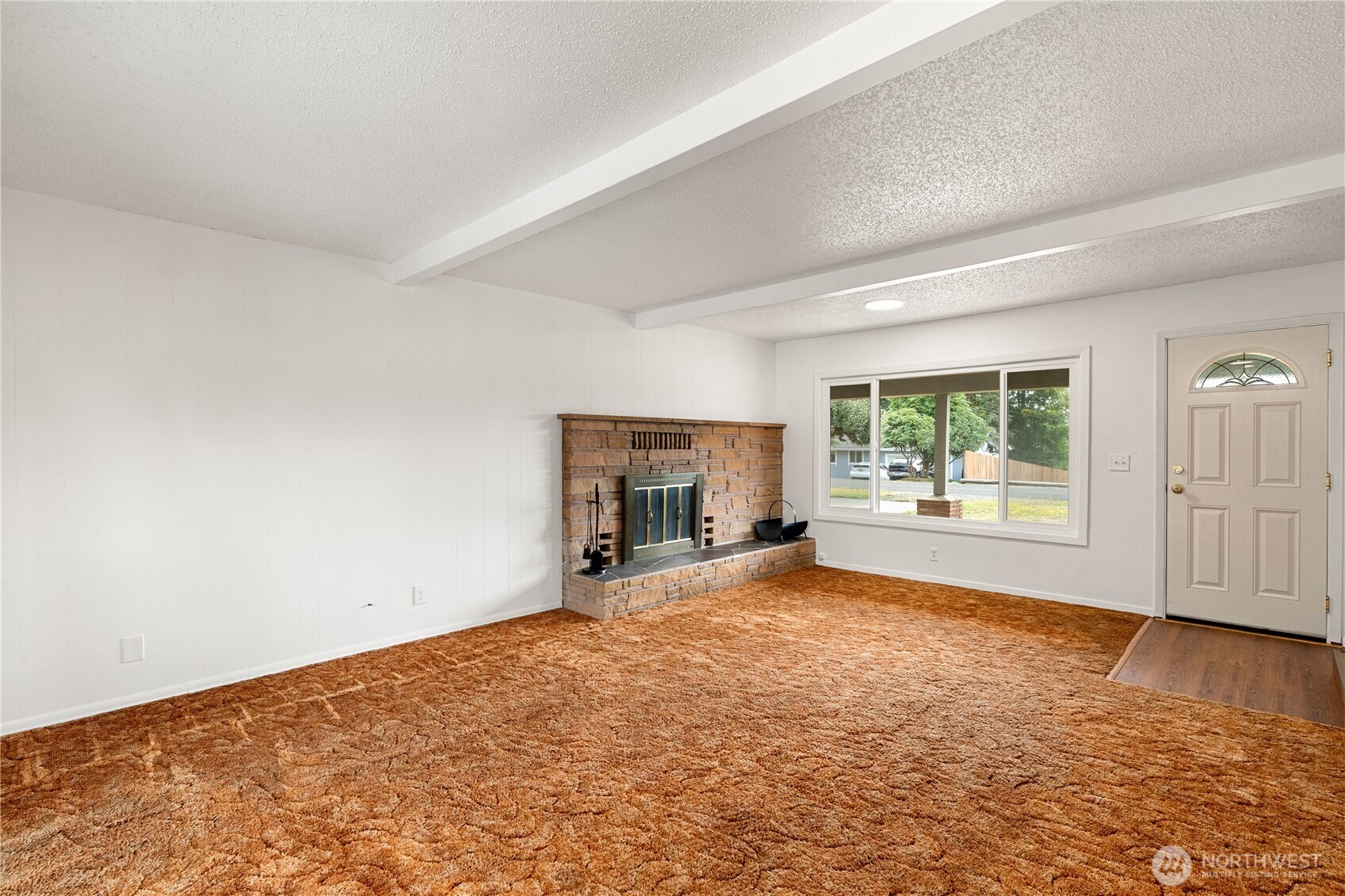 1206 E Park Avenue Property Photo 9