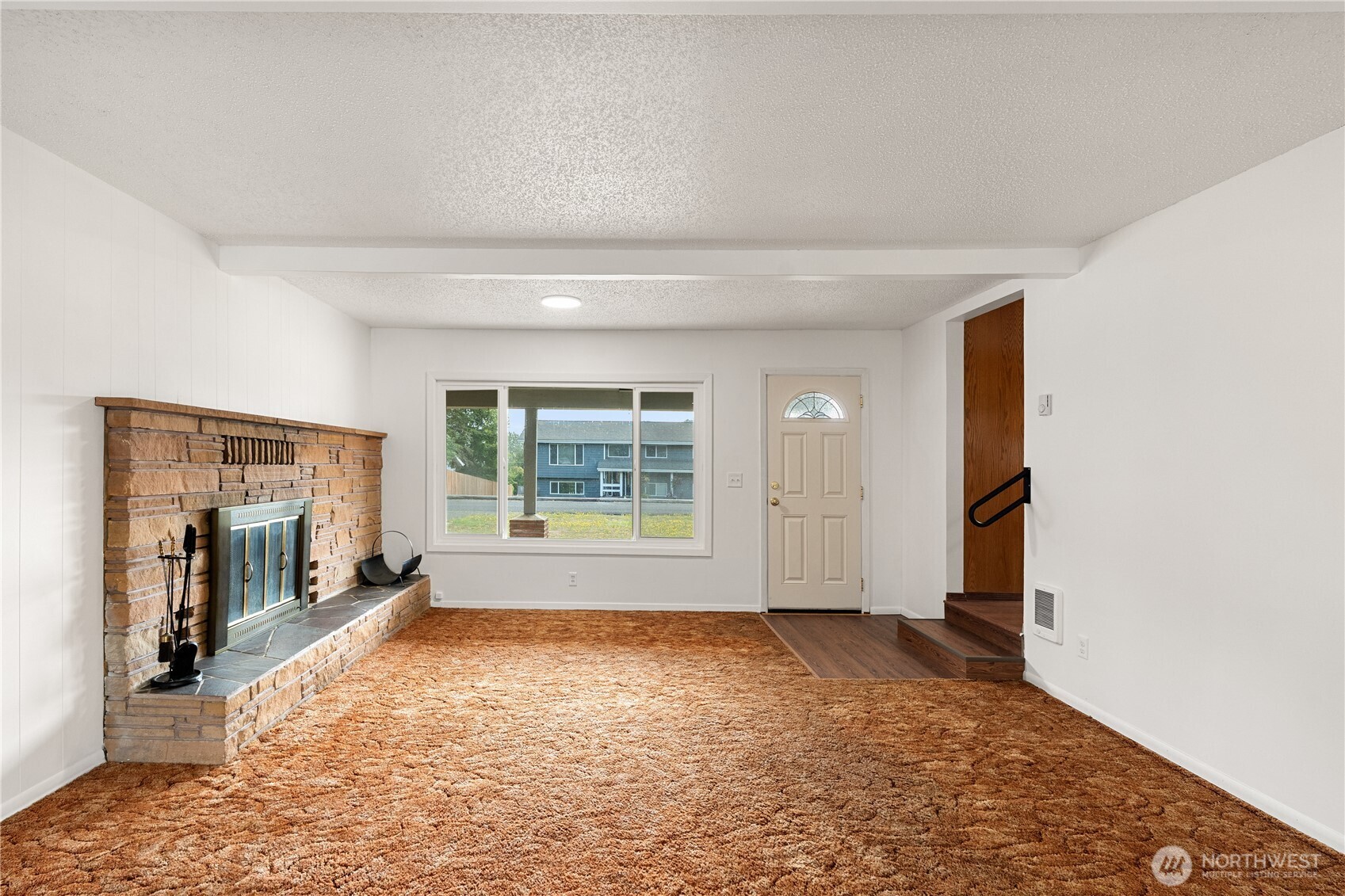 1206 E Park Avenue Property Photo 10