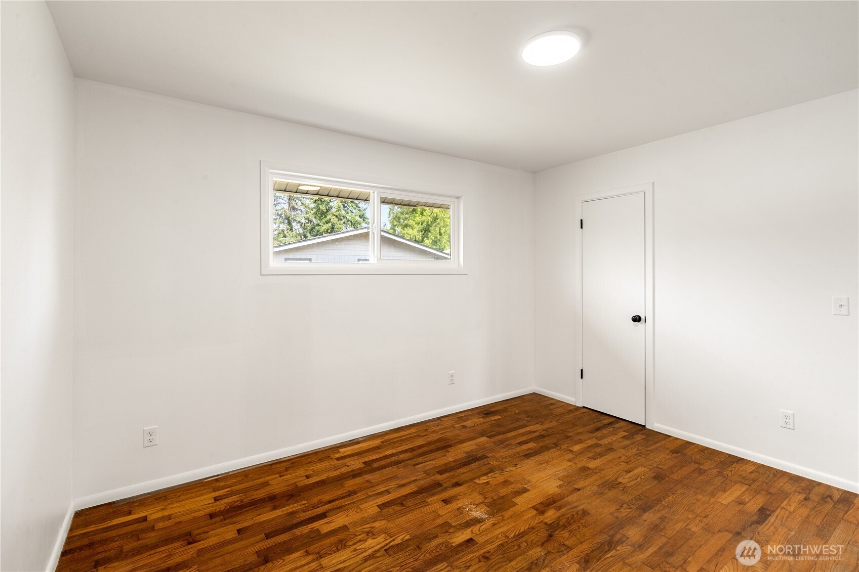 1206 E Park Avenue Property Photo 15