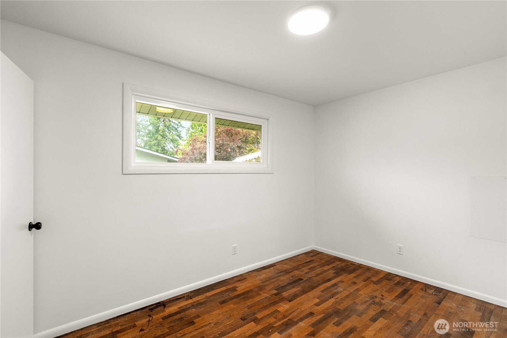 1206 E Park Avenue Property Photo 19