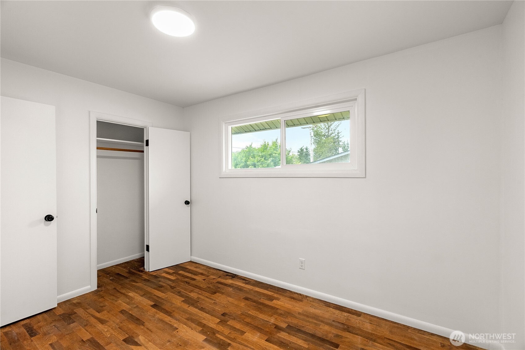 1206 E Park Avenue Property Photo 20