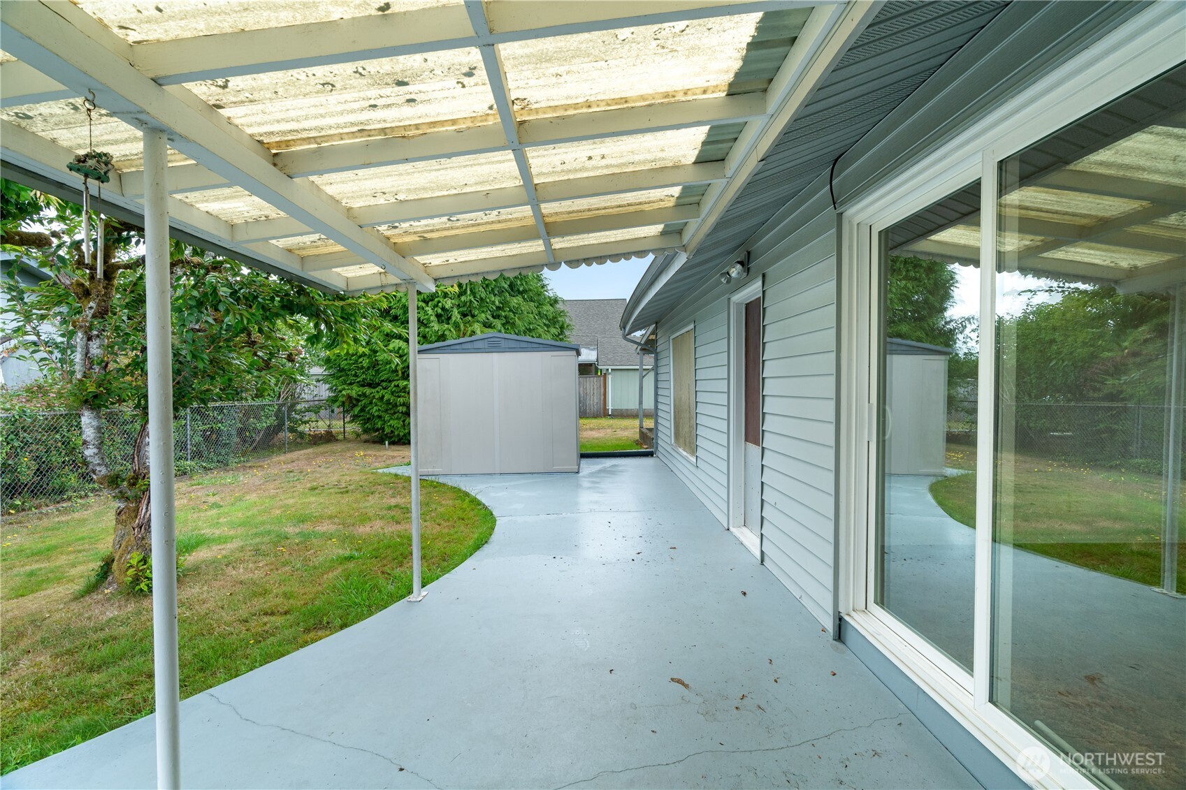 1206 E Park Avenue Property Photo 23