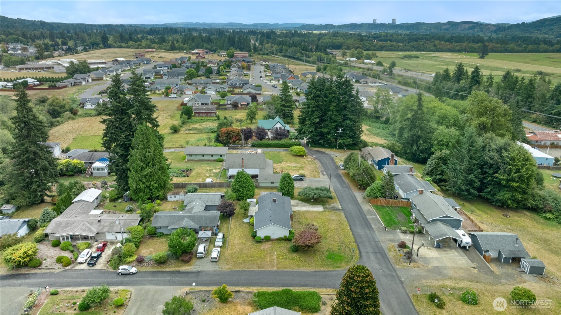 1206 E Park Avenue Property Photo 36