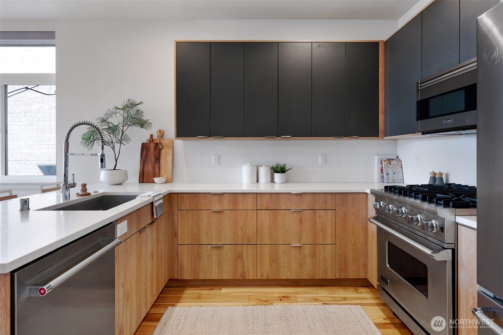 2708 Franklin Avenue B Property Photo 16