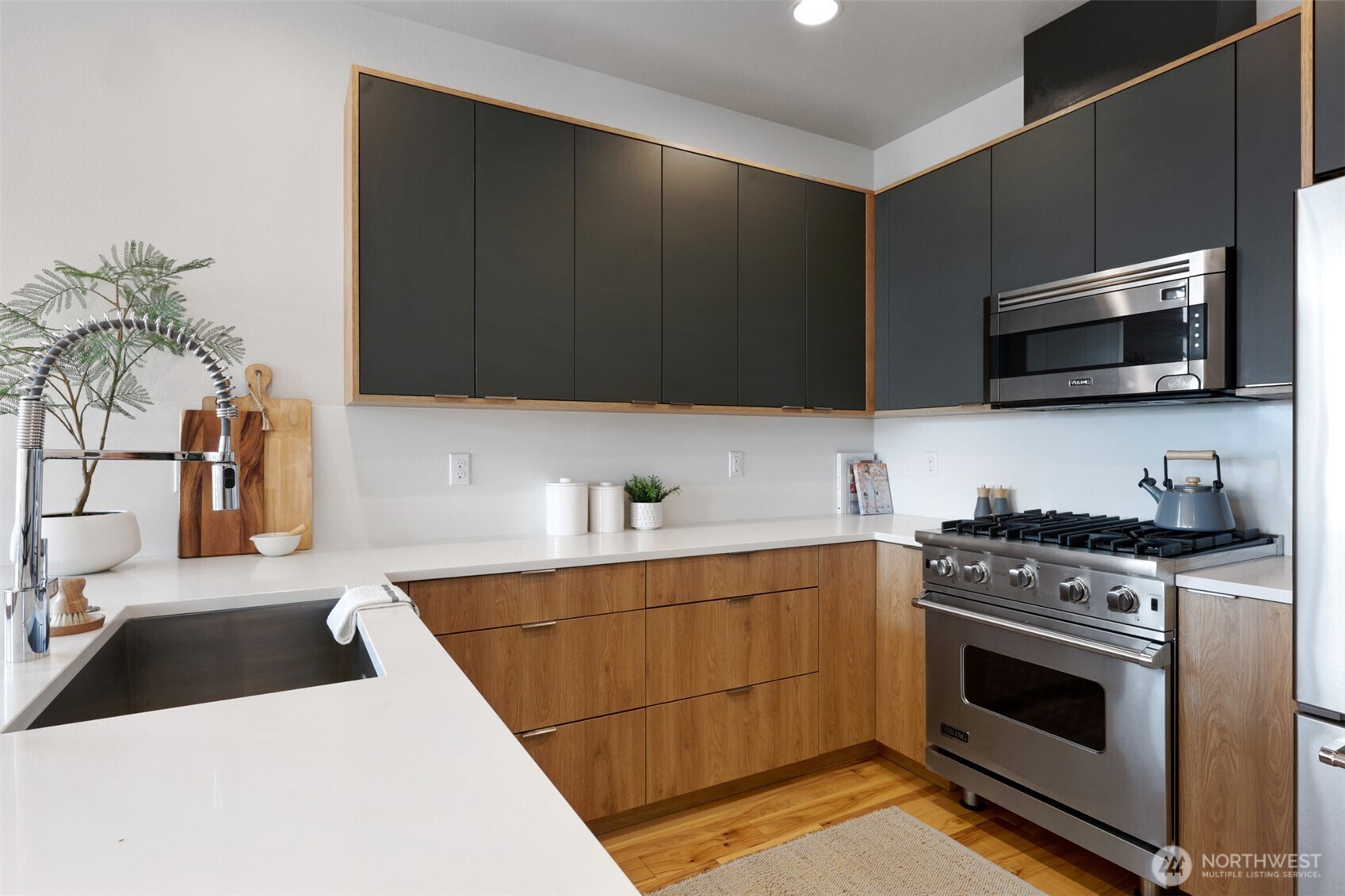 2708 Franklin Avenue B Property Photo 17