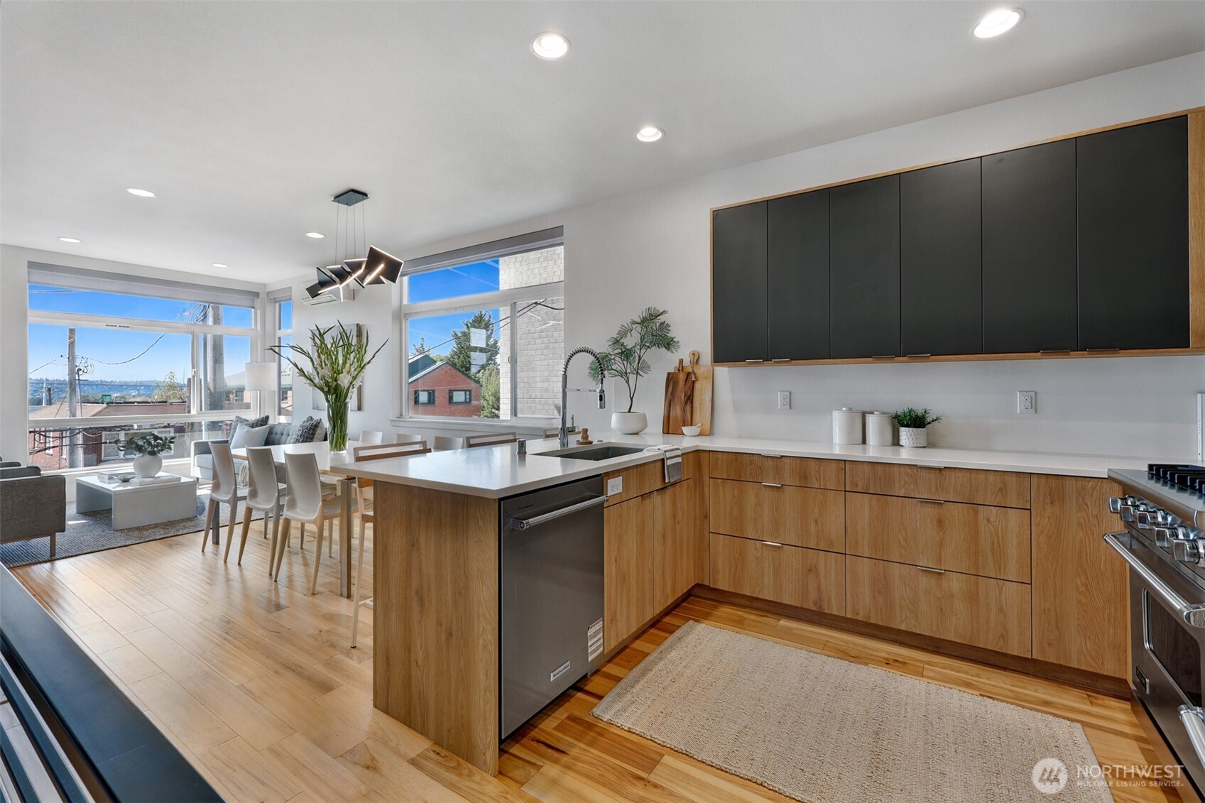 2708 Franklin Avenue B Property Photo 18