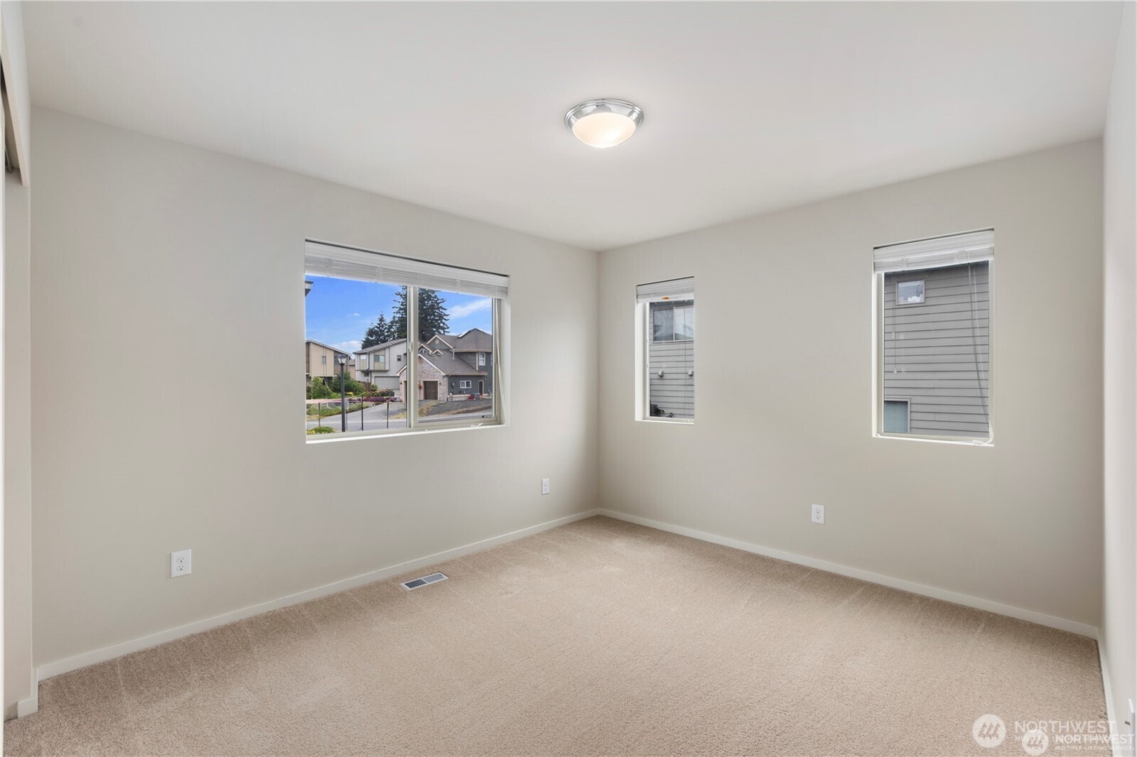 28226 226th Place Property Photo 20