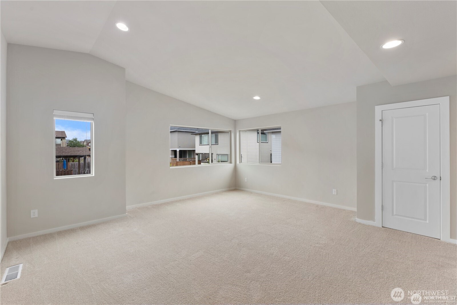28226 226th Place Property Photo 21