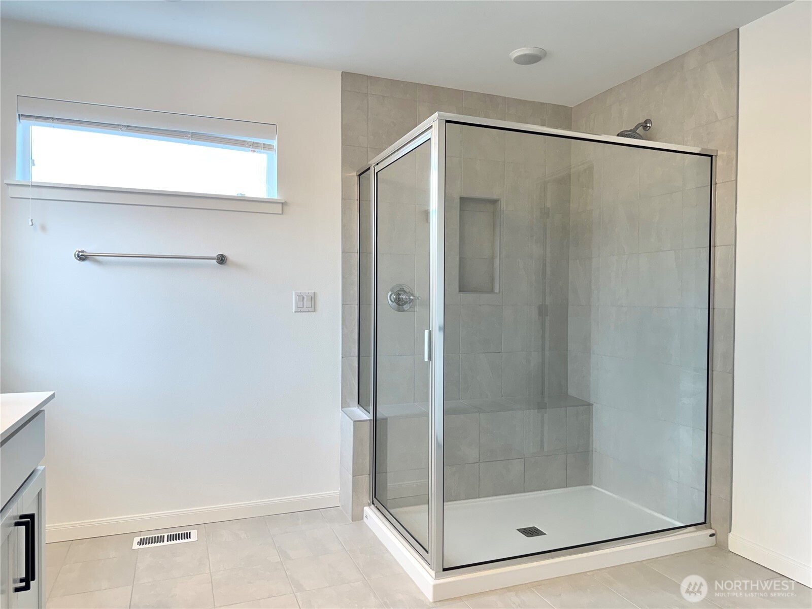 4687 Hibiscus Circle Property Photo 16