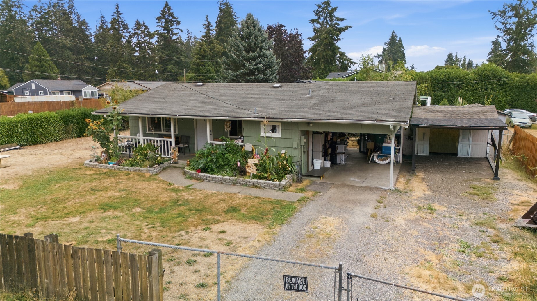 16001 Park Avenue Property Photo 1
