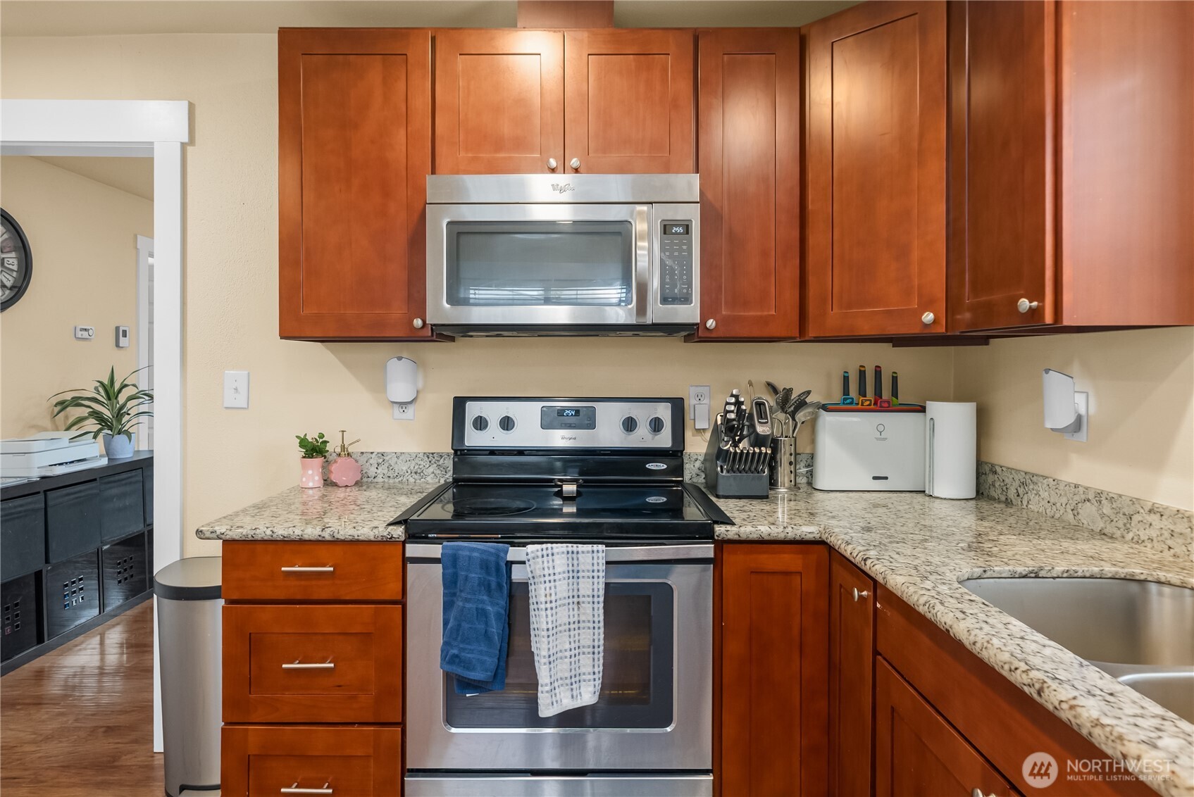 311 Judson Street Property Photo 10