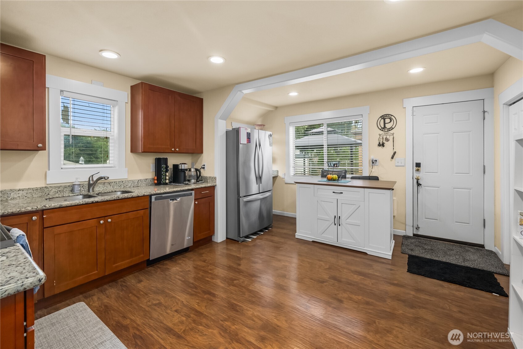 311 Judson Street Property Photo 12