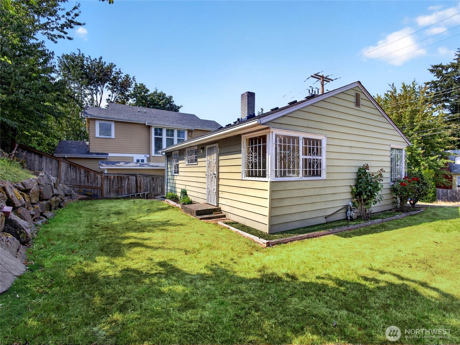 3011 E Pine Street Property Photo 19