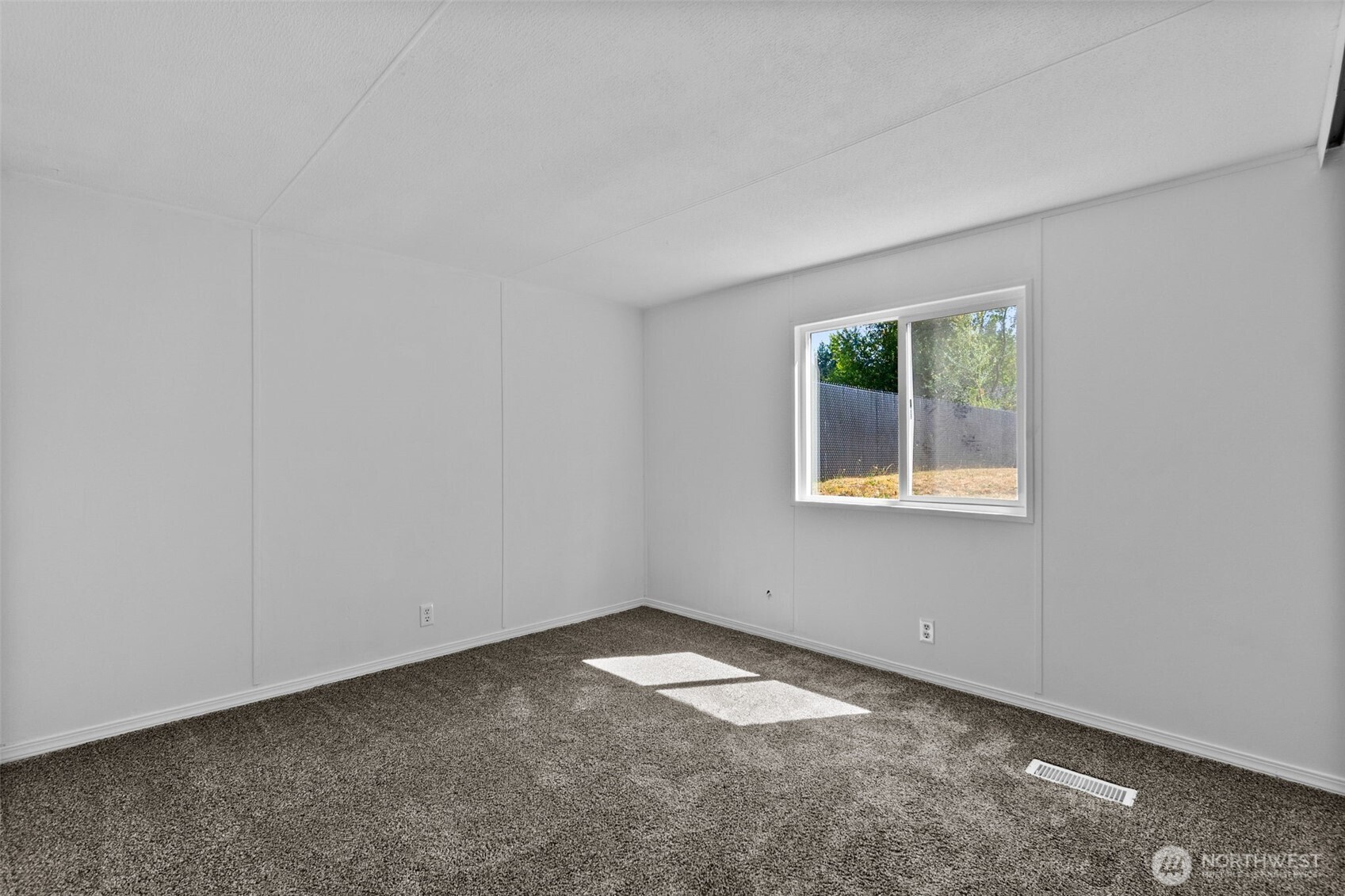 1239 Central Avenue Property Photo 16
