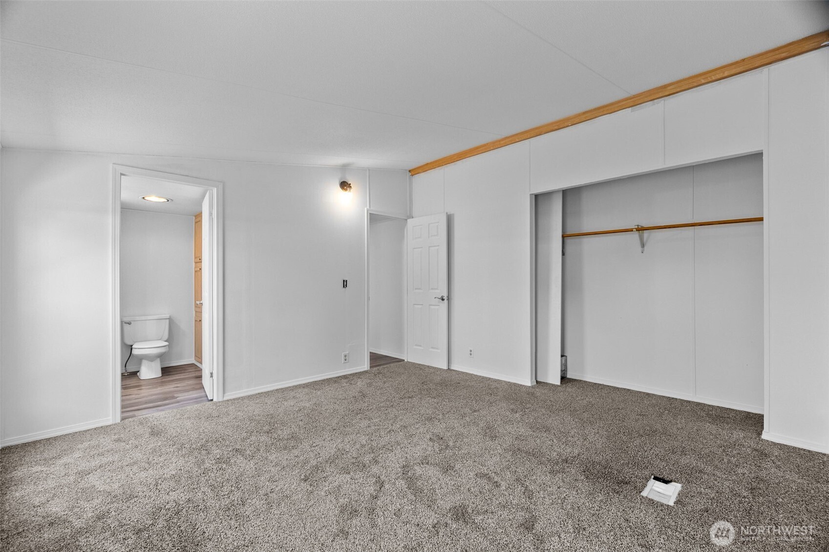 1239 Central Avenue Property Photo 19