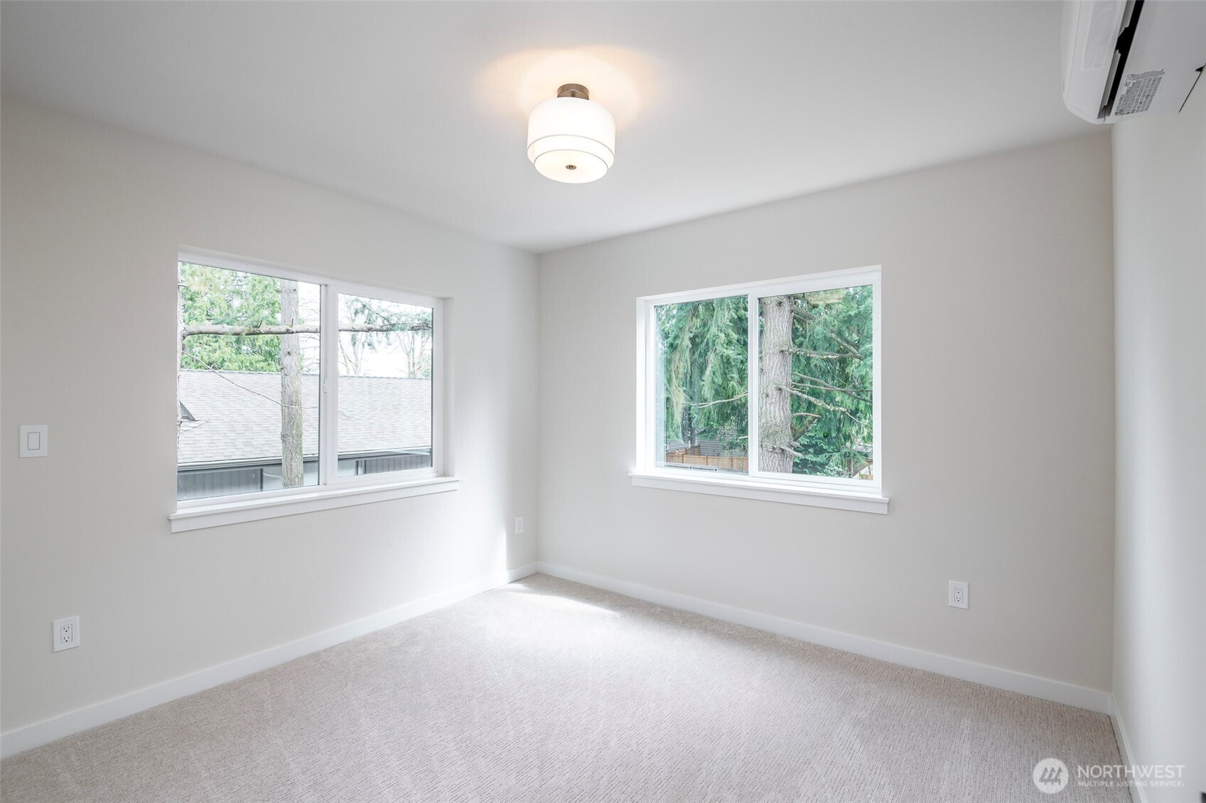 12646 Ne 80th Street Property Photo 17