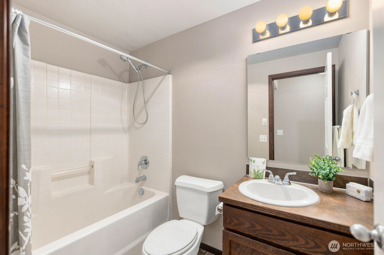 4719 145th Street Property Photo 17