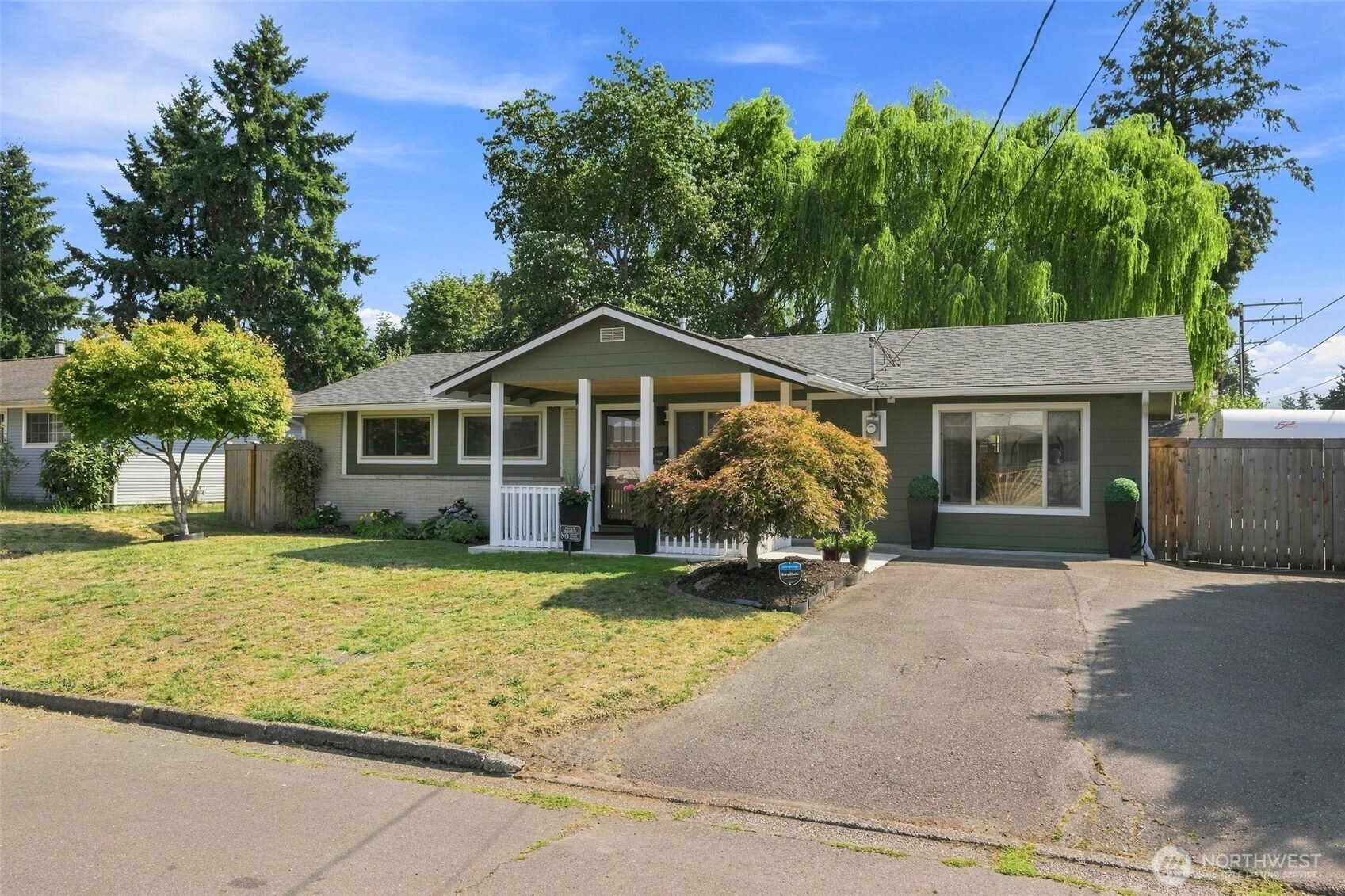 602 22nd Street Property Photo 3