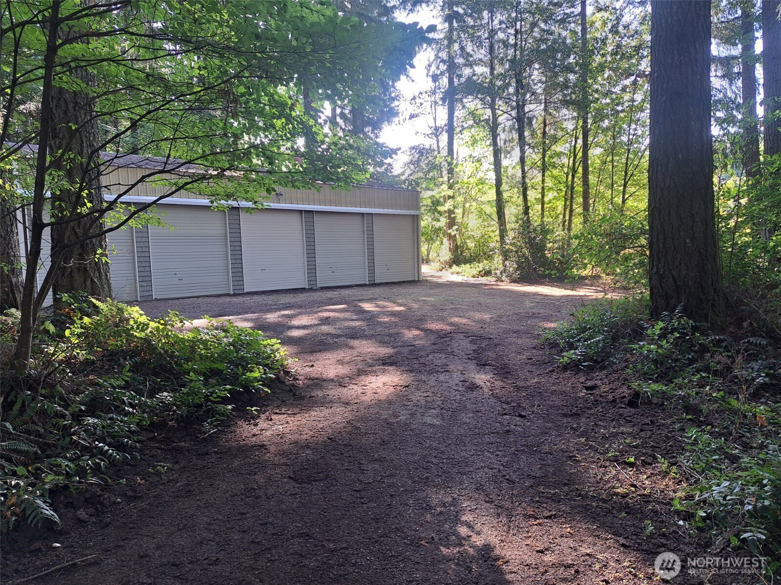 2322 Benson Road Property Photo 4