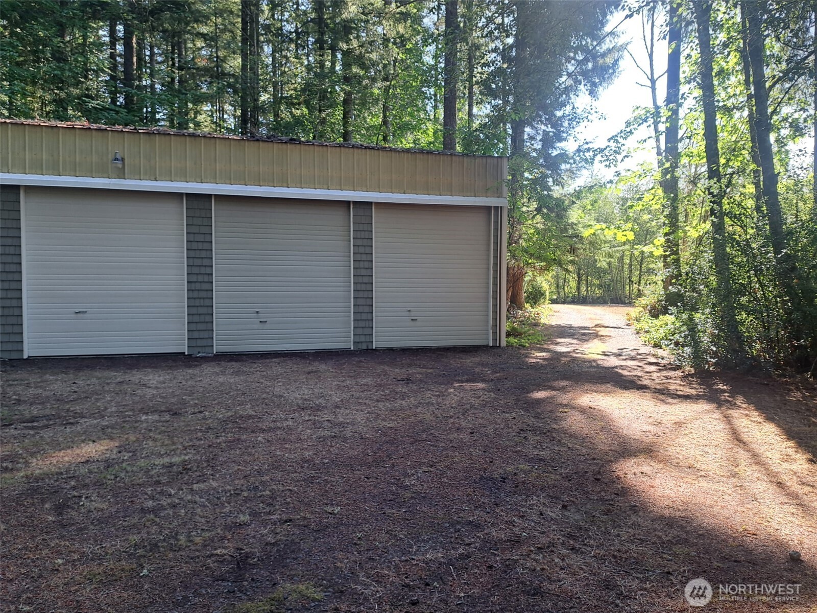 2322 Benson Road Property Photo 6