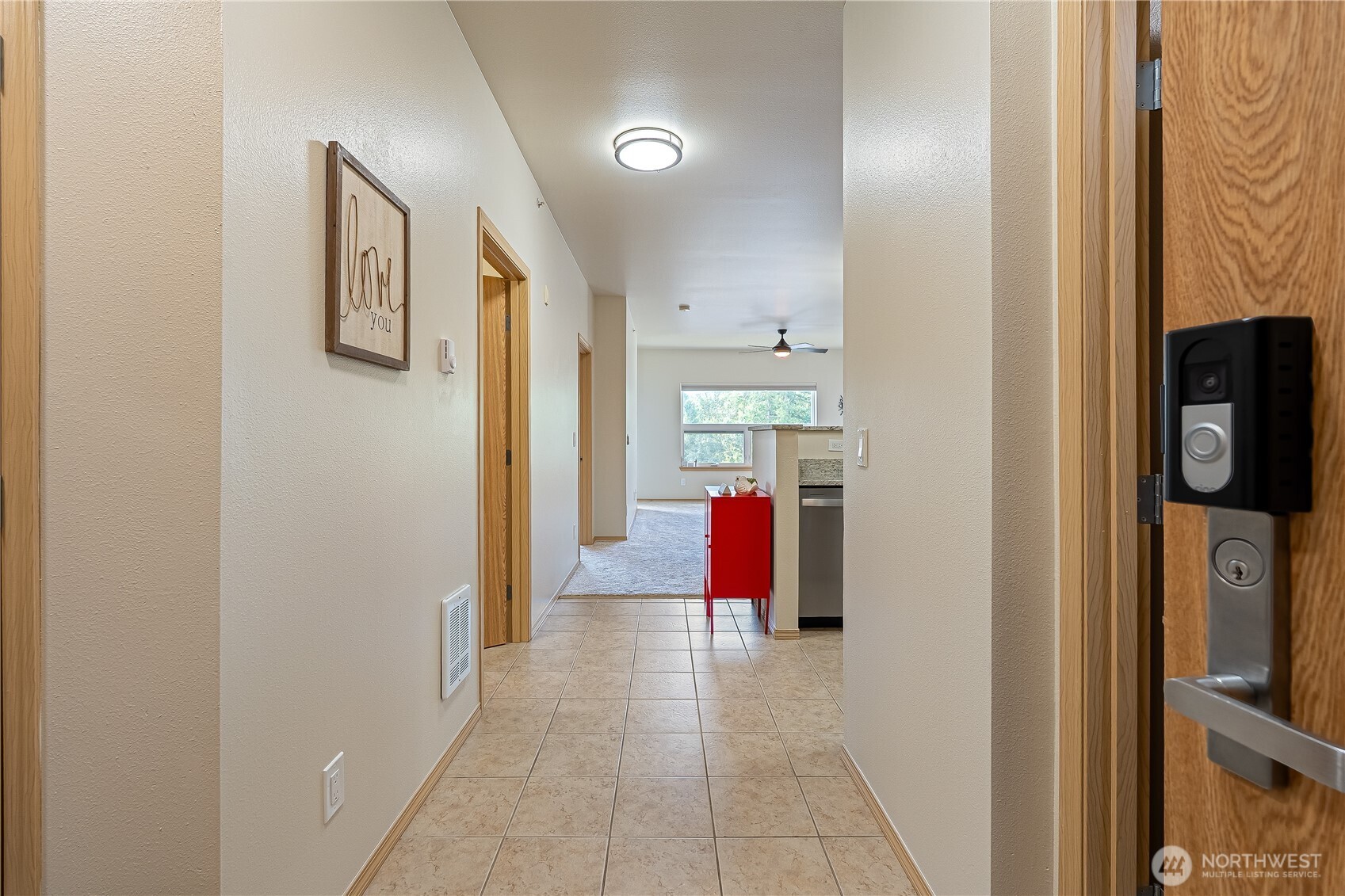 512 Darby Drive 306 Property Photo 3