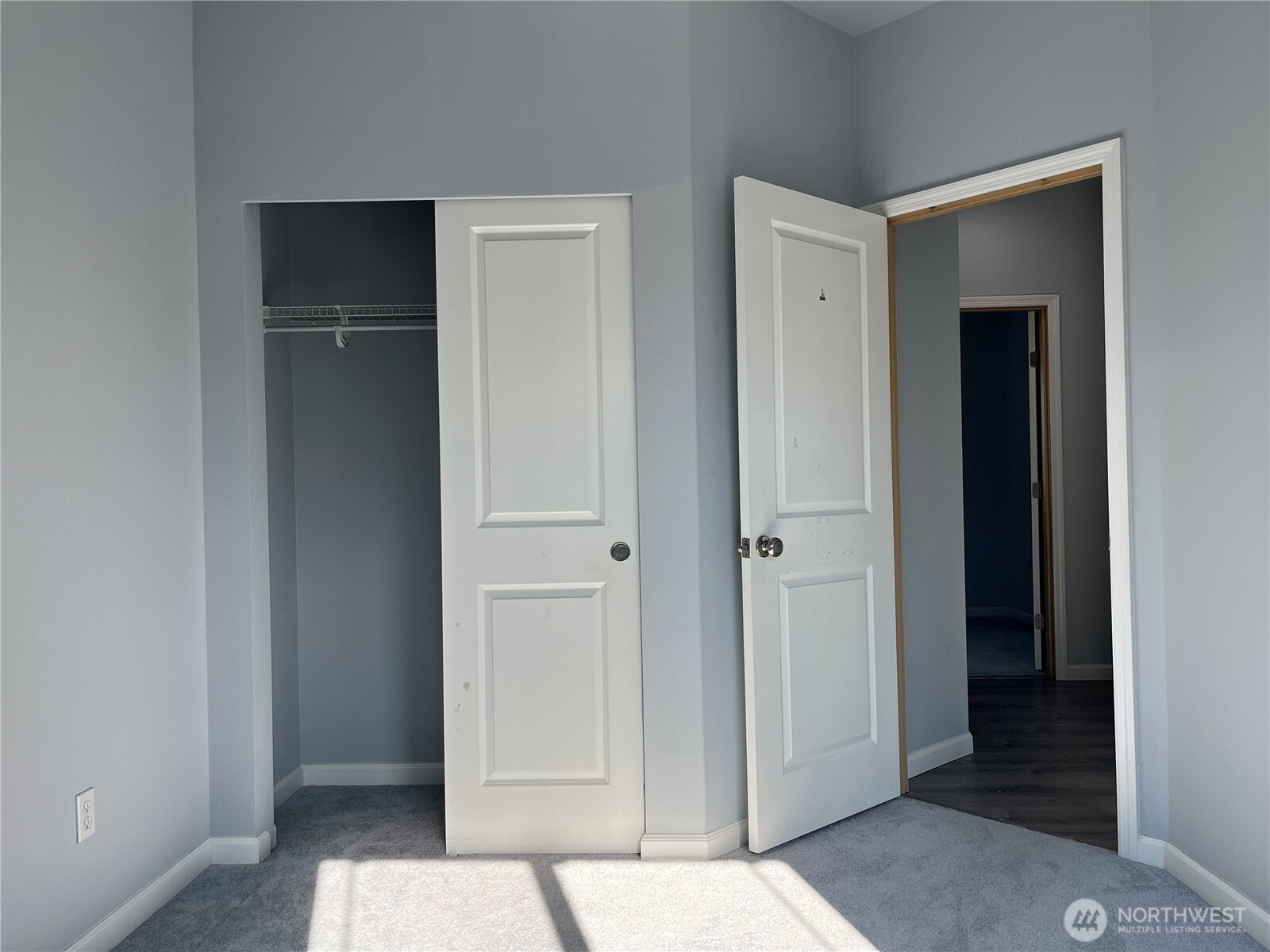 18120 5th Avenue Property Photo 22
