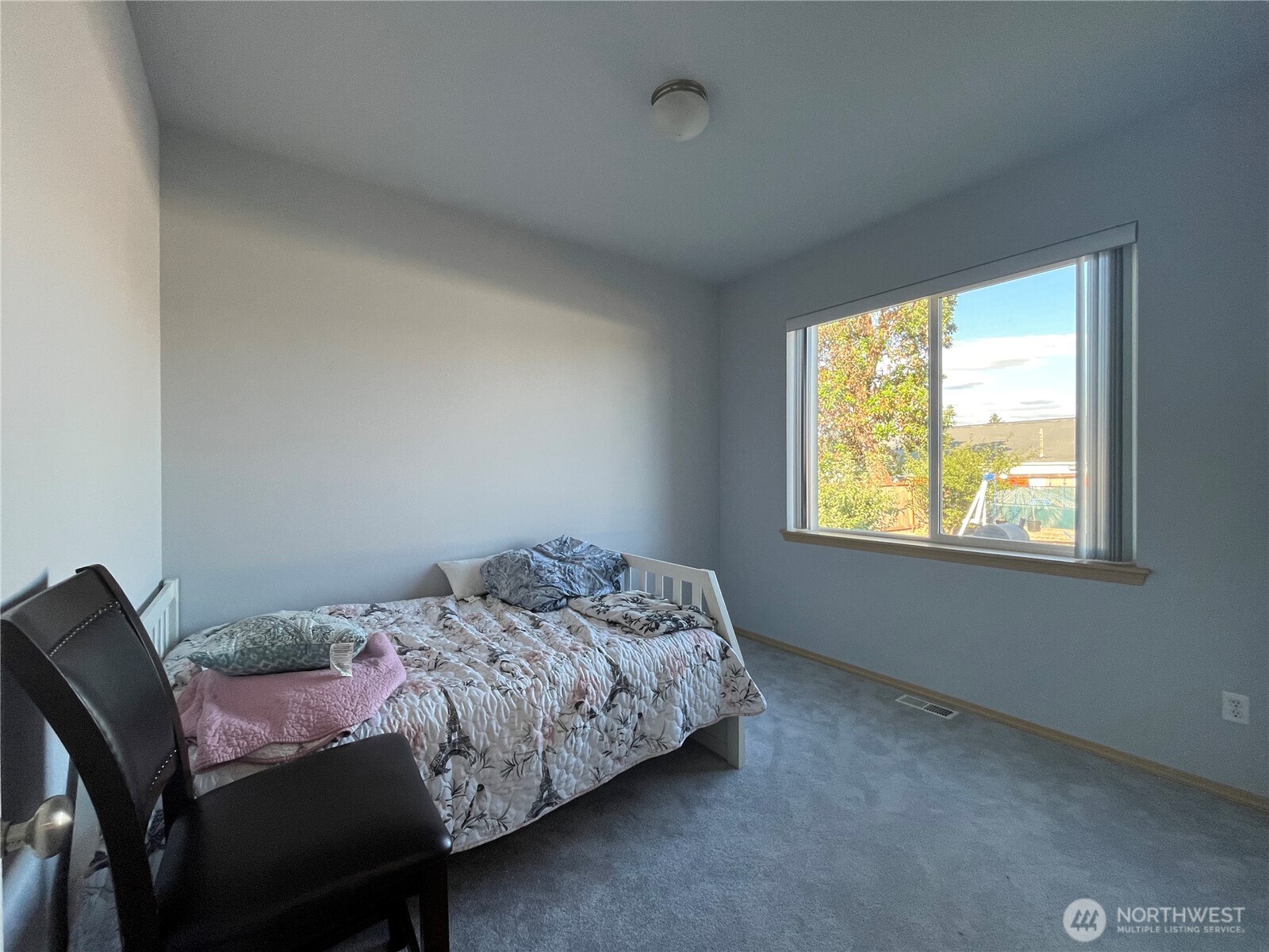 18120 5th Avenue Property Photo 35