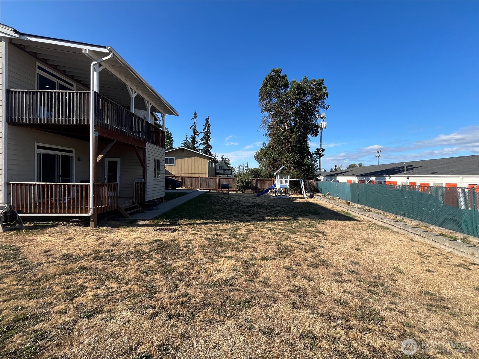 18120 5th Avenue Property Photo 37