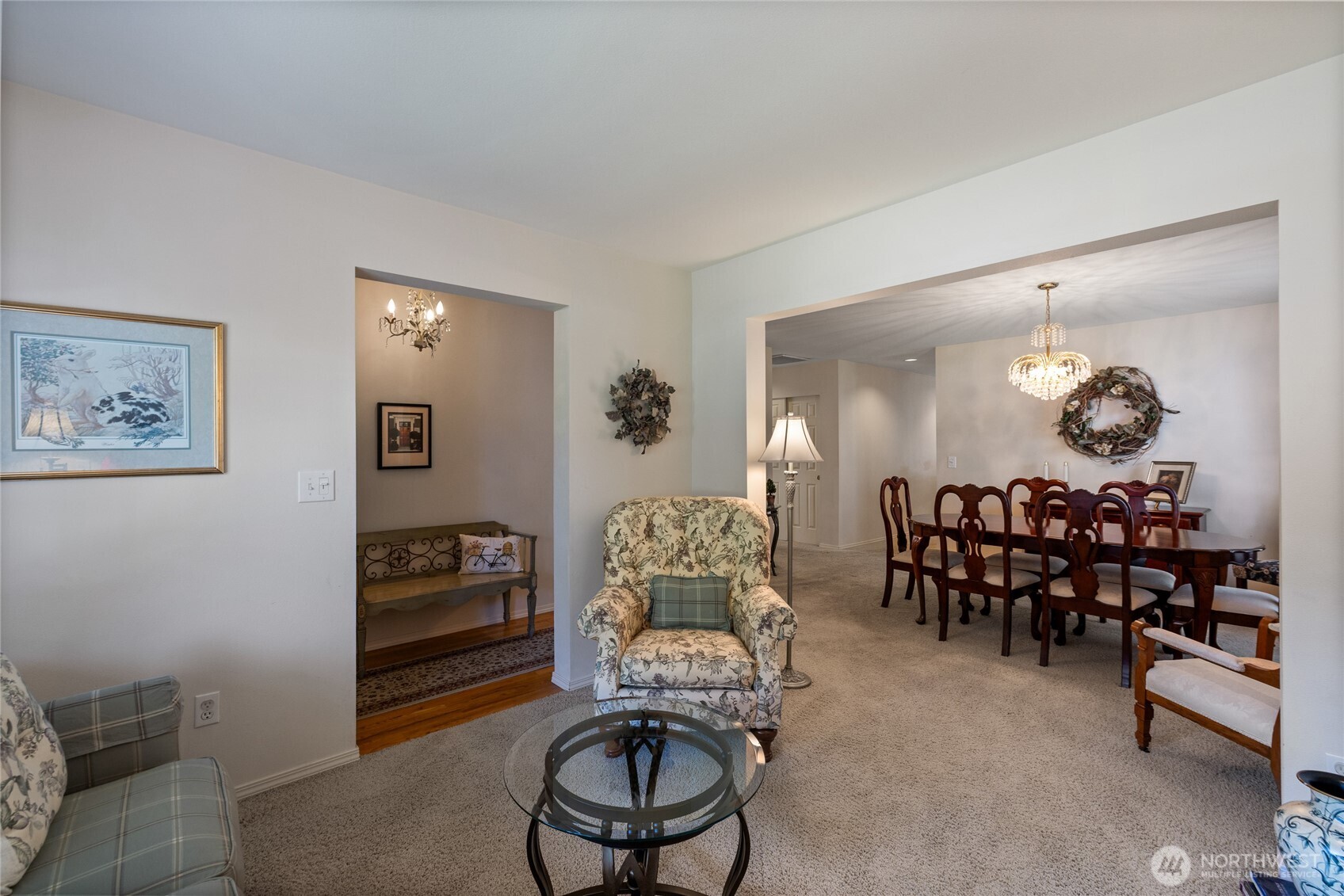 2208 N Villard Street Property Photo 7