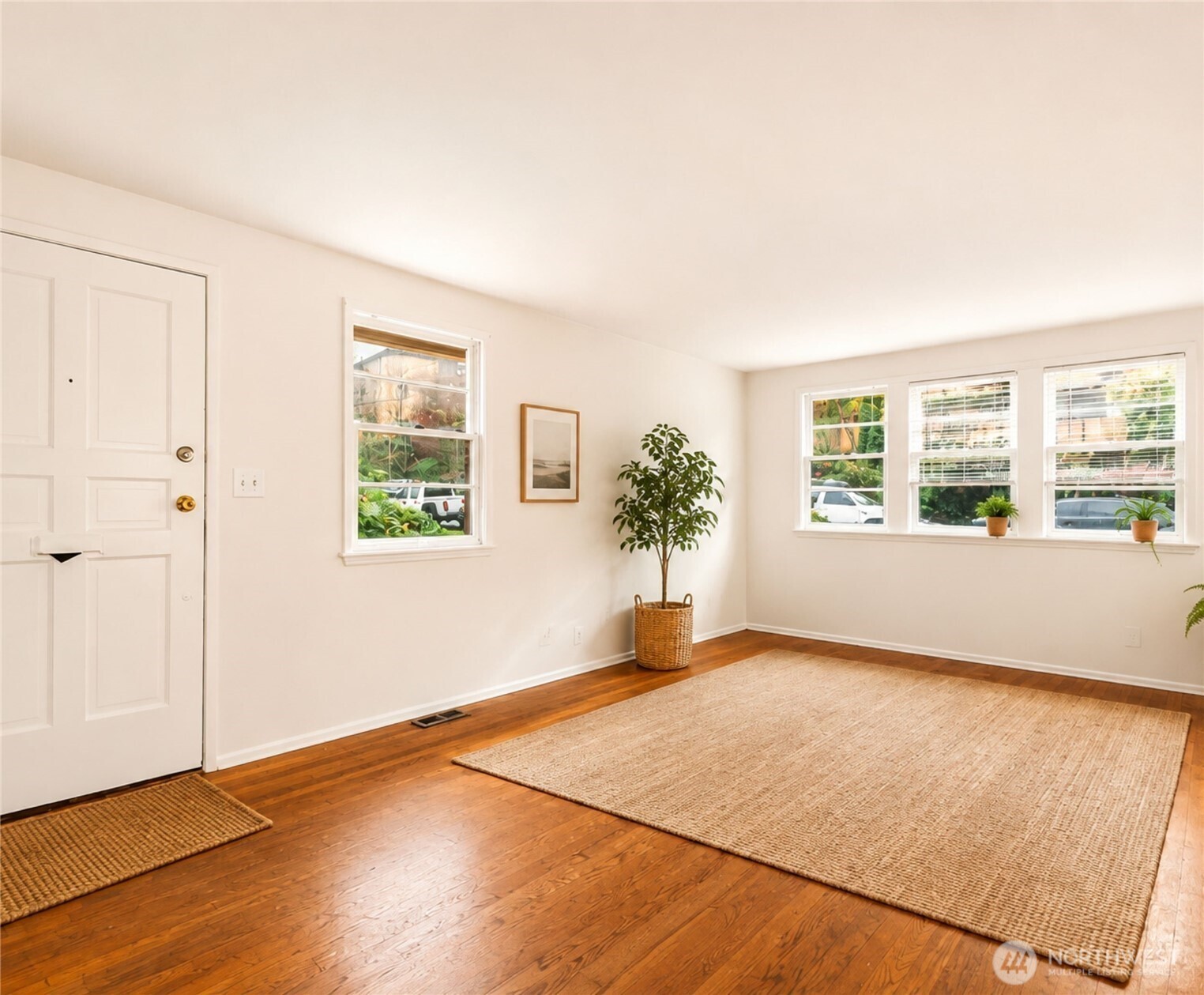 3820 14th Avenue Property Photo 4
