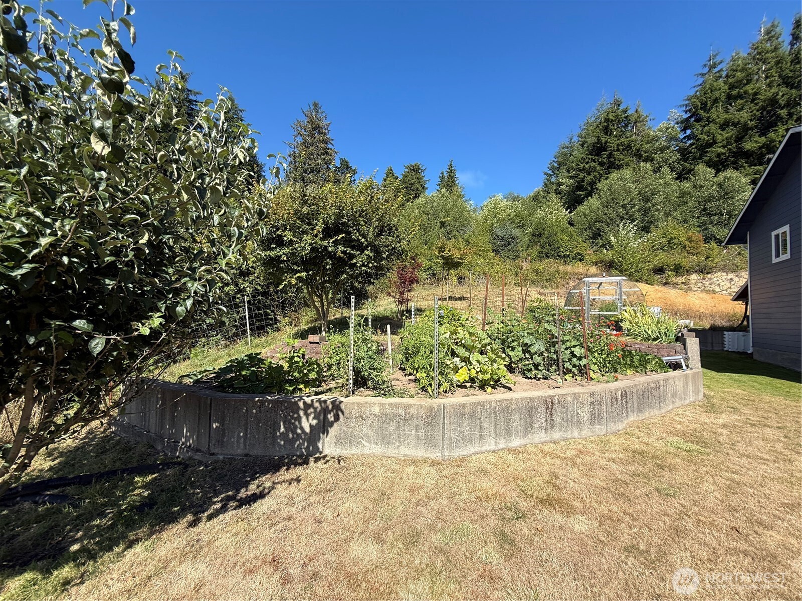 82 South Valley Lane Property Photo 16