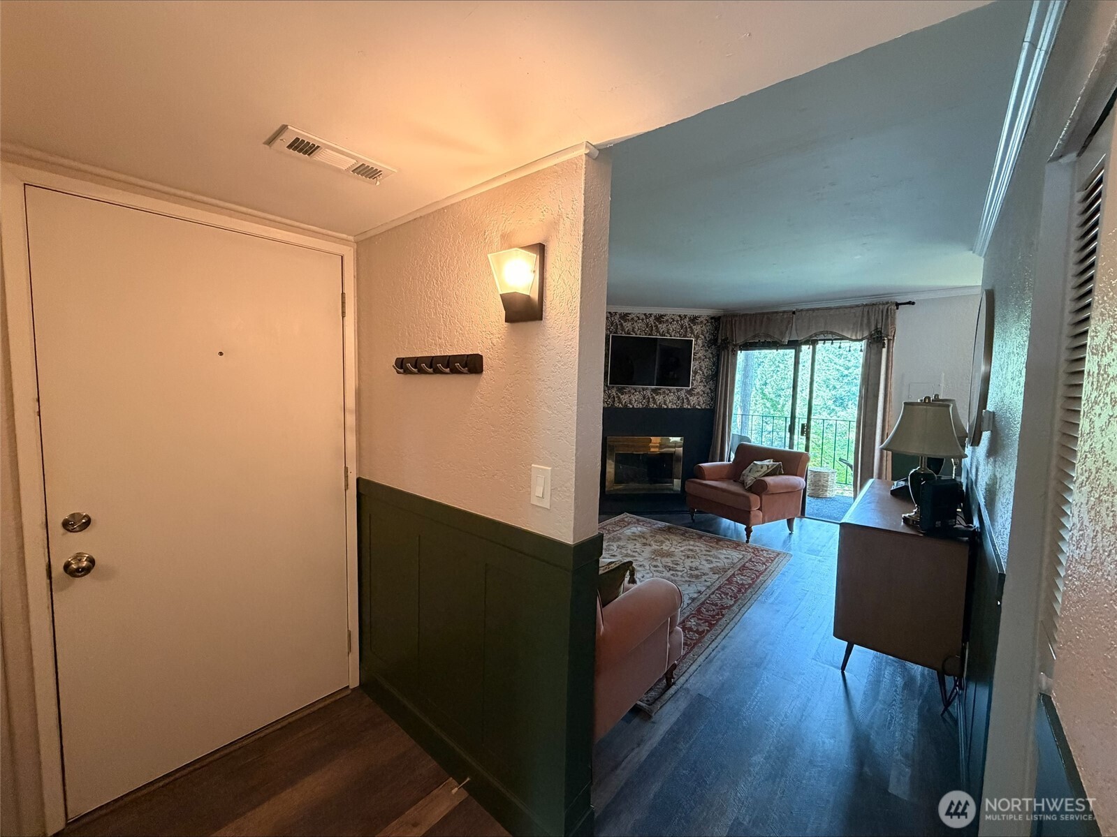 6722 112th Avenue 8b Property Photo 7