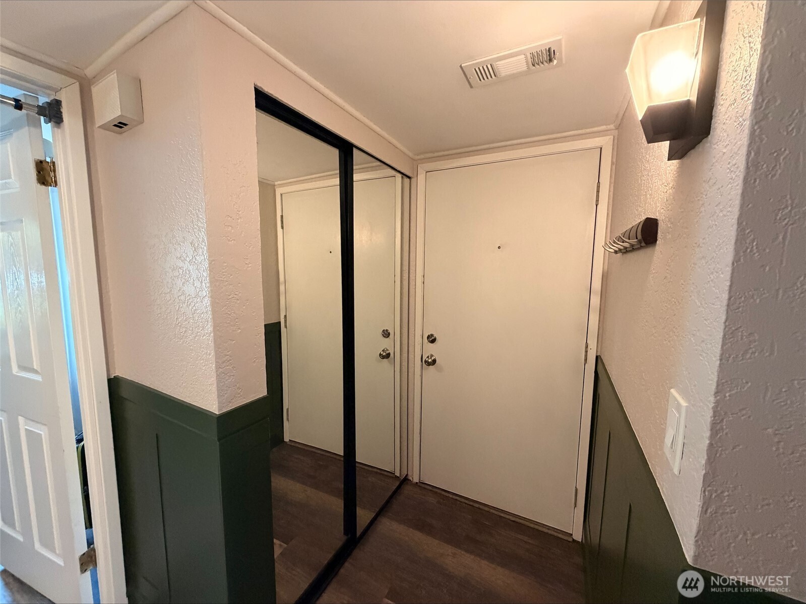 6722 112th Avenue 8b Property Photo 12