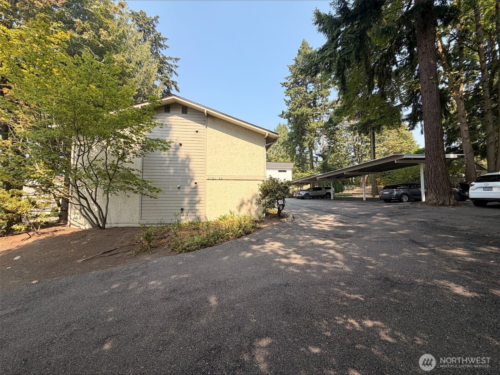 6722 112th Avenue 8b Property Photo 23