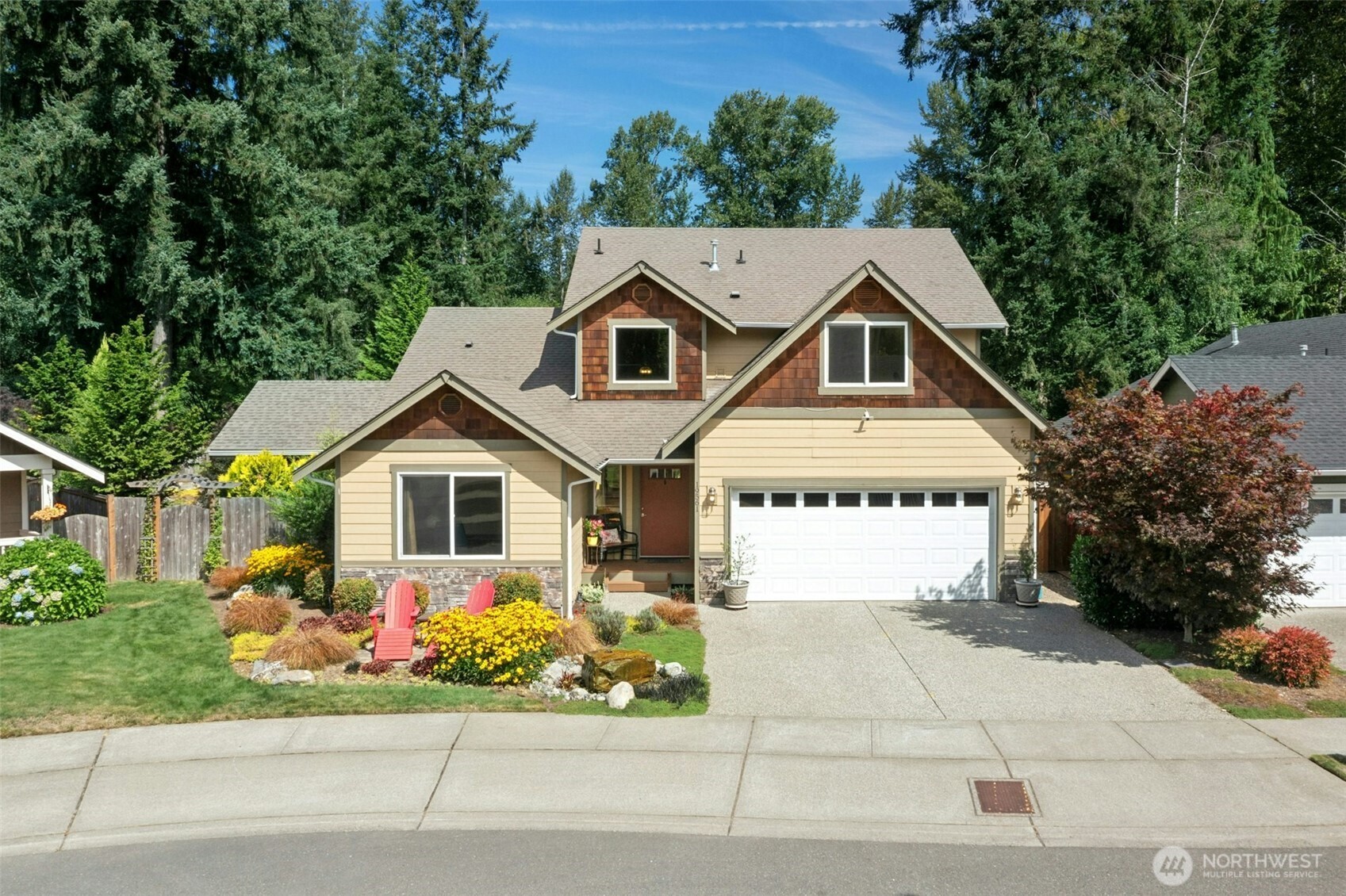 19561 143rd Place Property Photo 4