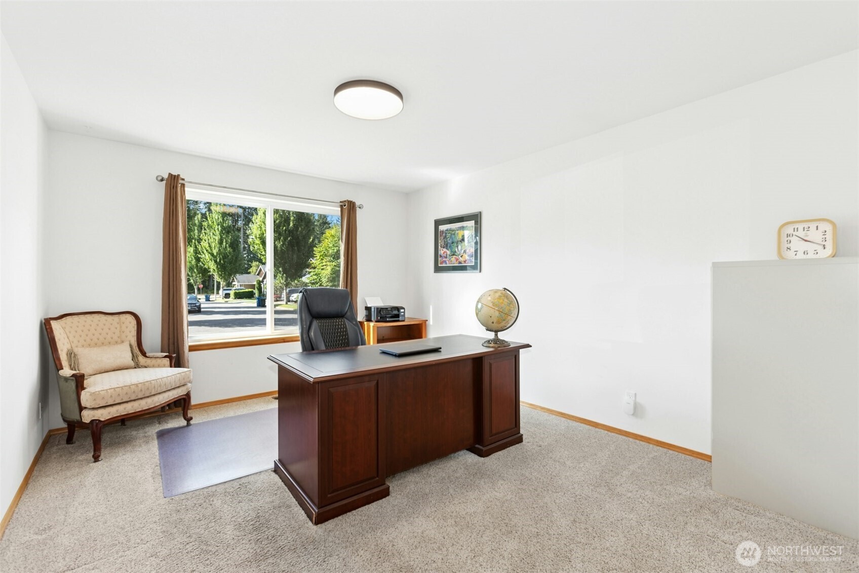 19561 143rd Place Property Photo 14