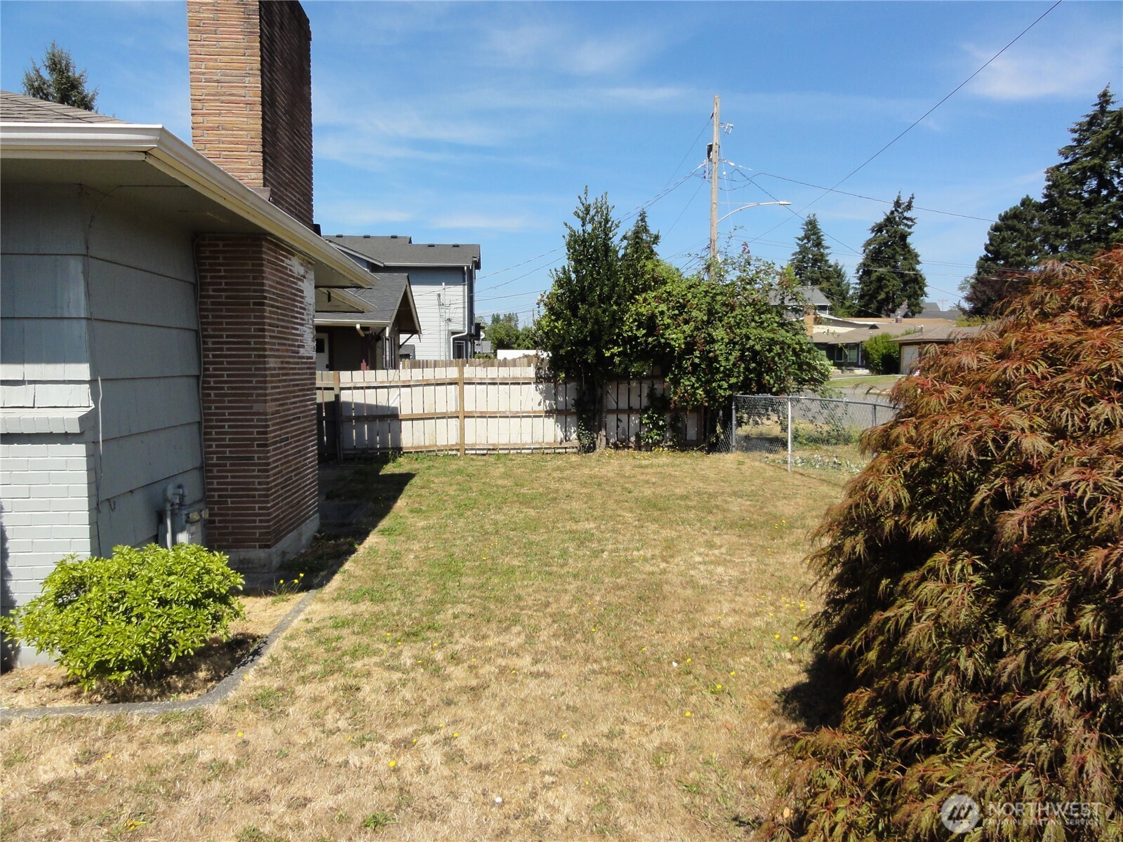 1101 S 72nd Street Property Photo 2