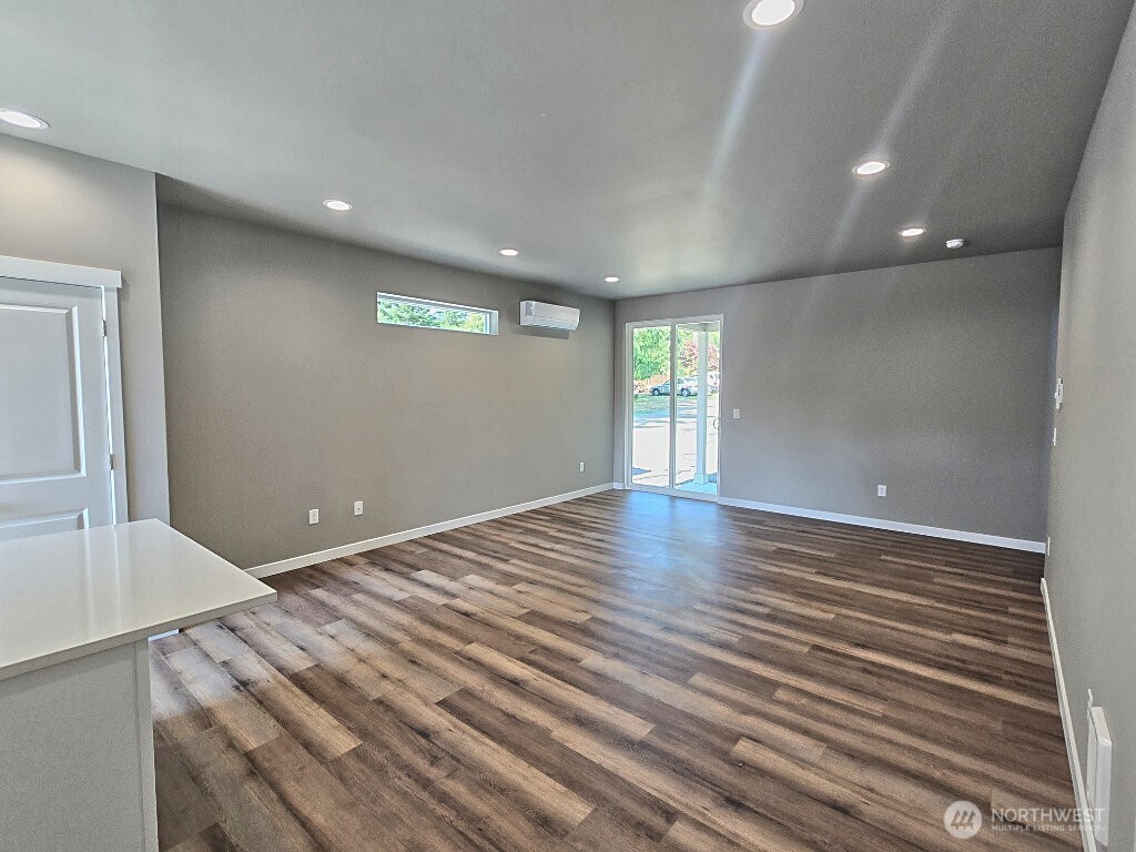 4502 Ridgewood Court Property Photo 9