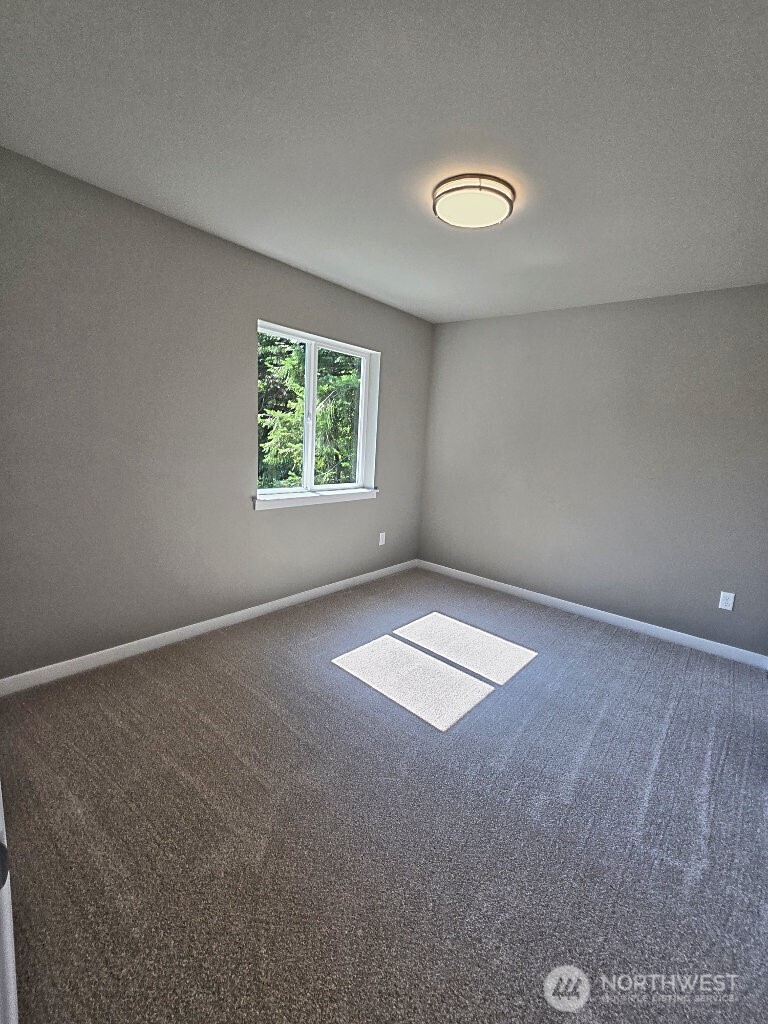 4502 Ridgewood Court Property Photo 16