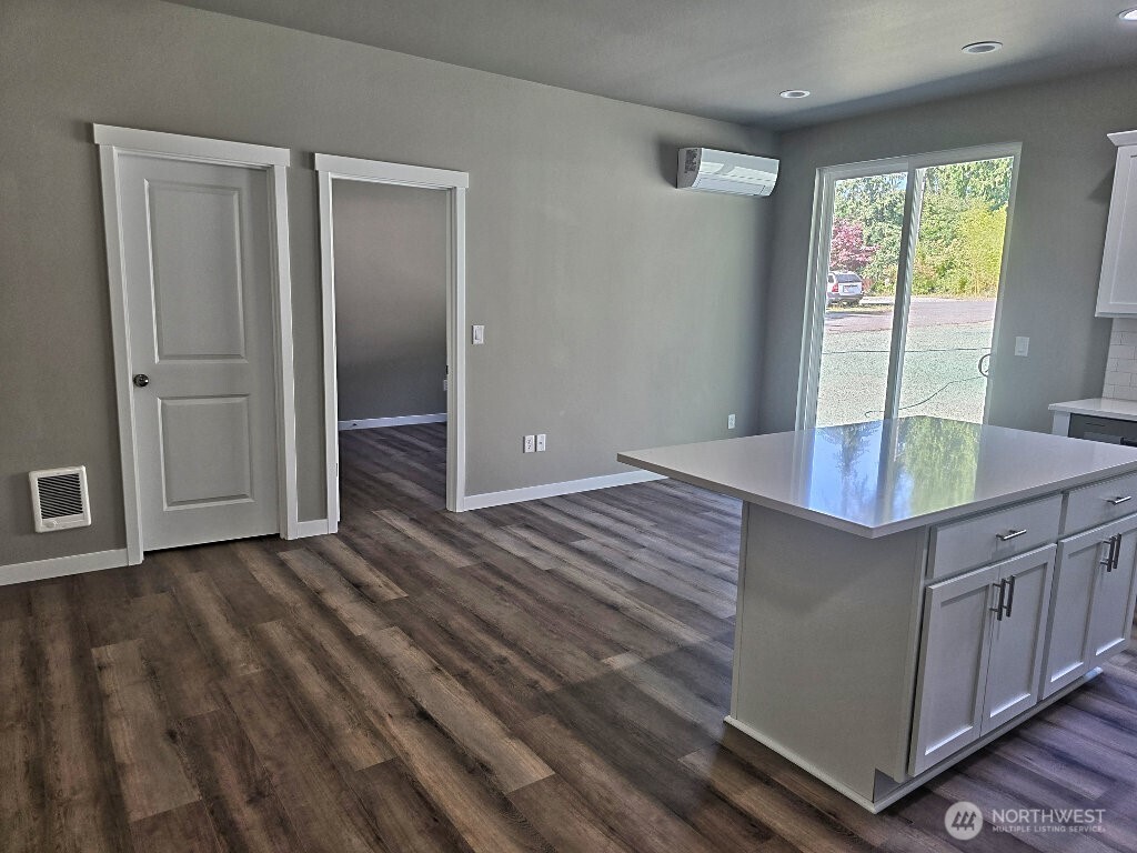 4502 Ridgewood Court Property Photo 28