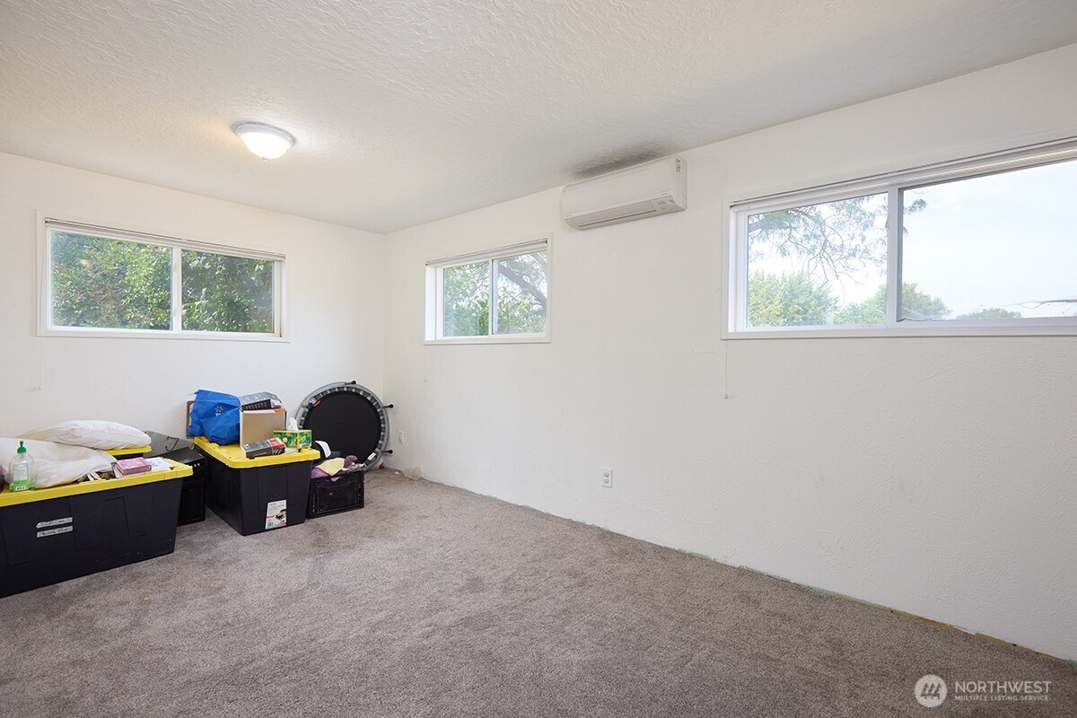 850 Brickner Property Photo 10