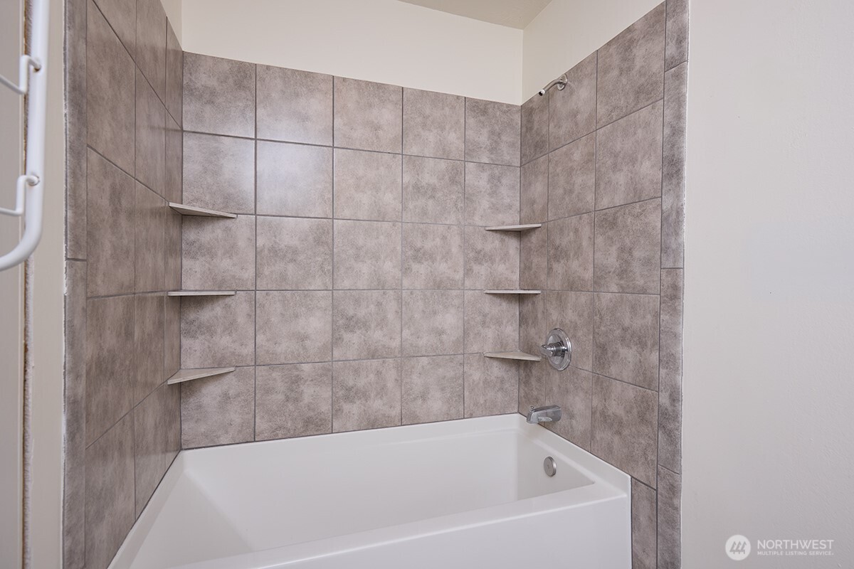 850 Brickner Property Photo 21
