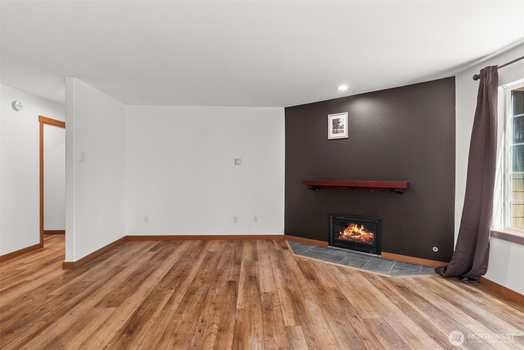 90 E Park Loop Property Photo 10
