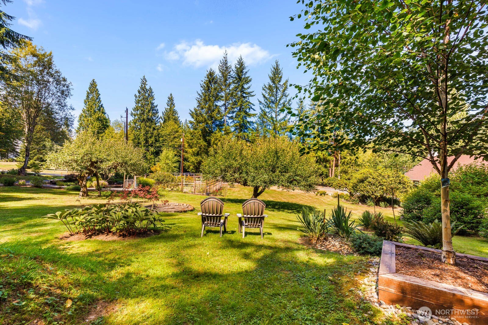 2717 Newberg Road Property Photo 4